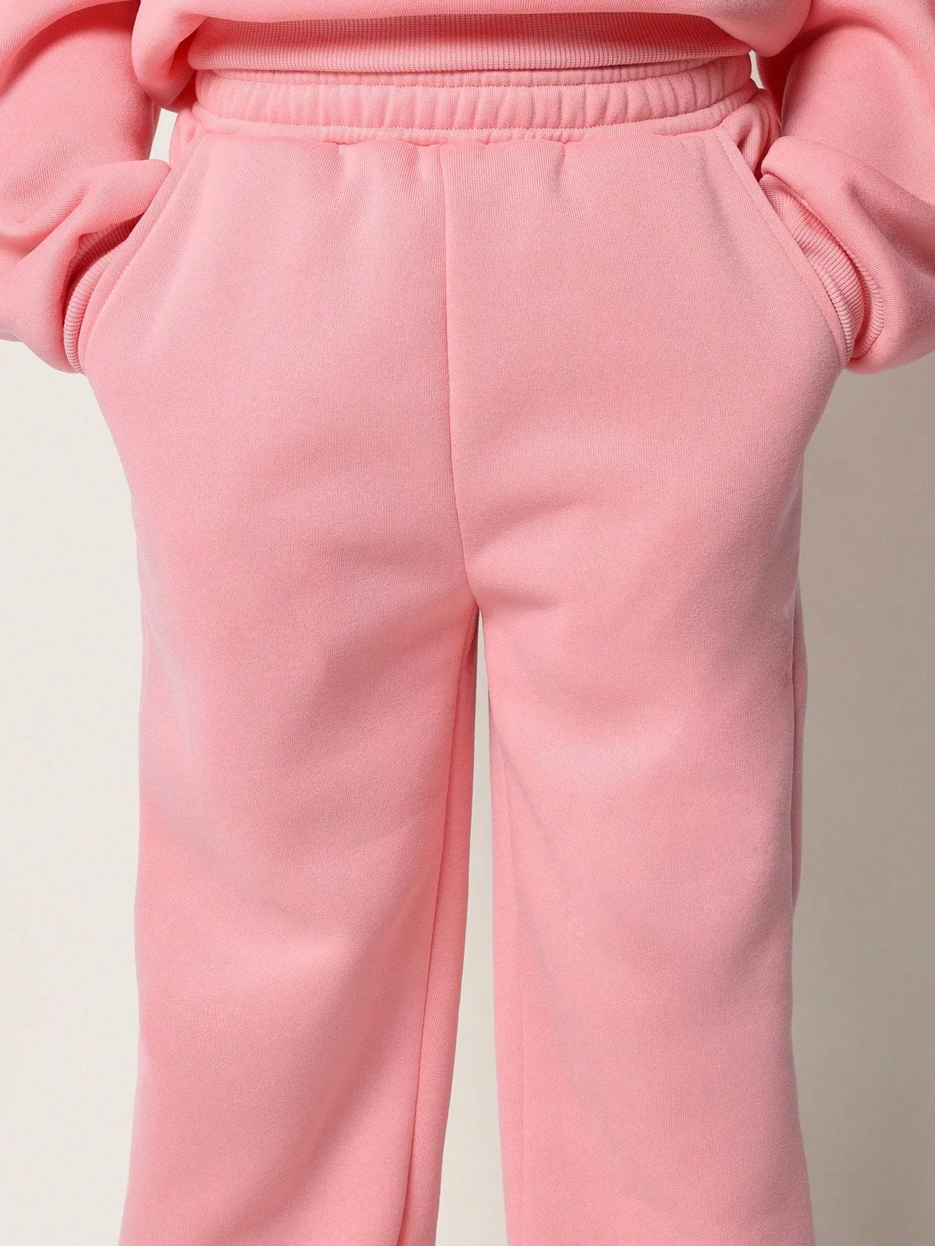 Tween Girls Comfy Crew Neck Sweatshirt And Jogger 2 Piece Set